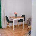 דירה Bright 2 Minutes From The *